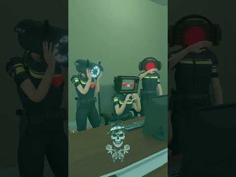 Girls like muscular guys  😁  #shorts  #funny #skibiditoilet