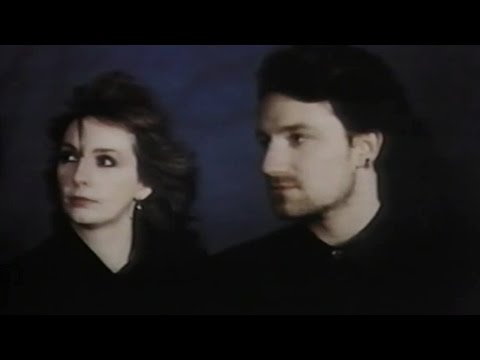 Clannad & Bono (U2) - In A Lifetime (Official Video) 1985