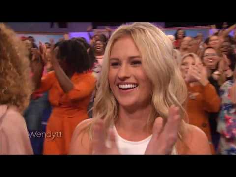 Wendy Williams LOOKING SEXY 10/14/19