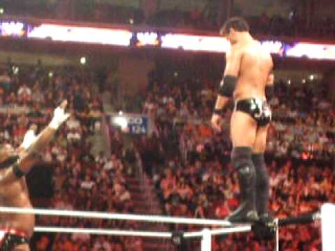 Justin Gabriel 450 splash on Ricky Steamboat