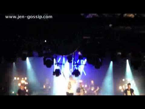 Casper feat. Materia - So Perfekt live @ Große Freiheit 36 Hamburg