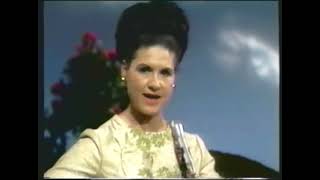 Kitty Wells - Paying for that Backstreet Affair