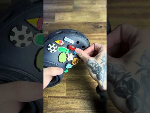 how many Jibbitz can Crocs hold? *max jibbitz*