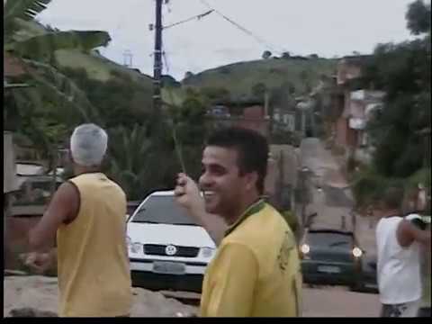 UB E LUCAS SOLTANDO PIPAS 02