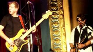 BADLEES - Don't Let Me Hide