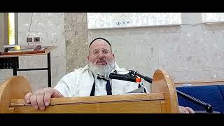 הרב יצחק לוי | רב העיר נשר | א' כסלו תשפ"ו | תסופרת, גילוח ונטילת הציפורניים בר"ח וערב שבת (הרב יצחק לוי) - התמונה מוצגת ישירות מתוך אתר האינטרנט יוטיוב. זכויות היוצרים בתמונה שייכות ליוצרה. קישור קרדיט למקור התוכן נמצא בתוך דף הסרטון