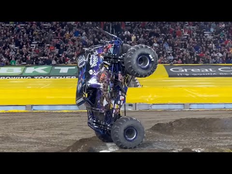 Monster Jam - Syracuse Highlights 2022