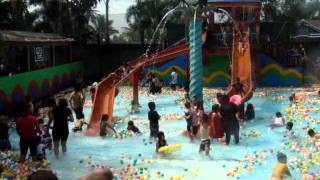 preview picture of video 'Taman Rekreasi CAS Water Park Juli 2011'