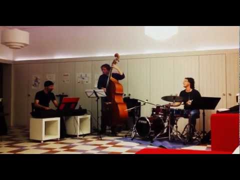 Antonello Messina (Piano) Christoph Sprenger (Double Bass) Silvano Borzacchiello (Drums) Video N.2