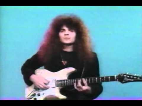 Vinnie Moore - Speed, Accuracy and Articulation - Modes Part1