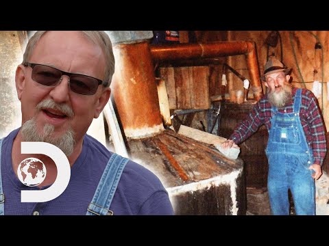 Mark & Digger Save Popcorn's Legendary Still Called ‘Elvis’ | Moonshiners
