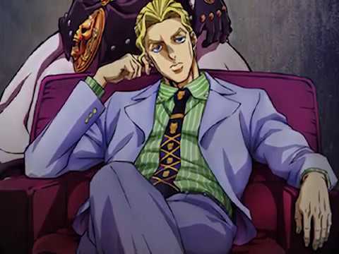 Kira Looks like David Bowie