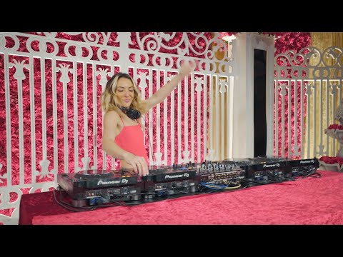 4 DECKS IN THE MIX RED ROOM EDITION 010 - TITA LAU, HOLD YOU, JAMES HYPE, DJ FRONTER, GODAMN