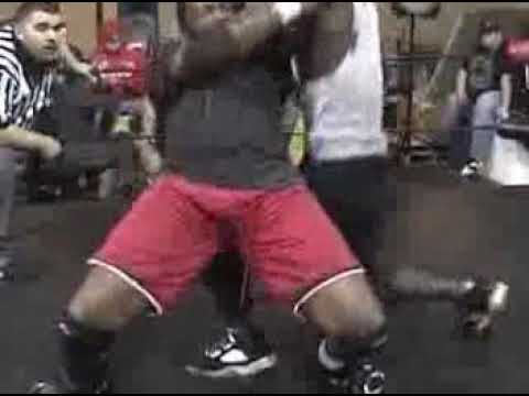 "Iron Fist" Joe Bulrog vs "Sir" William Black - 2KW