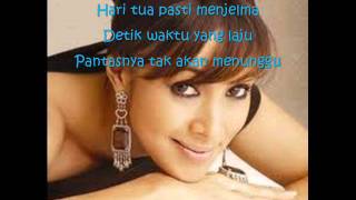 Download lagu Fauziah Latiff - Tua mengejar kita mp3