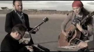 Lisa Hannigan - &quot;Lille&quot; at Banna Beach