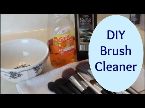 How to Clean Makeup Brushes: DIY