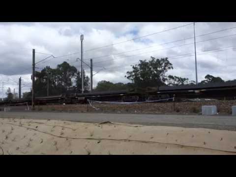 Triple NR's with 5YN2 Loaded Steel Train - 20/12/14