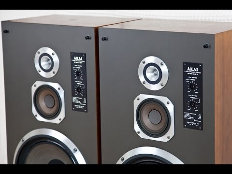 AKAI SW187 Speakers Demo
