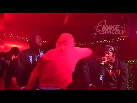 Woo2x Performs "Back to Back" Live Performance at Blind Tiger