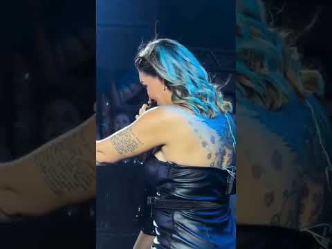 Yara Tchê cantando Beijos, Blues e Poesia em Pacujá-CE | Central dos Desejeiros