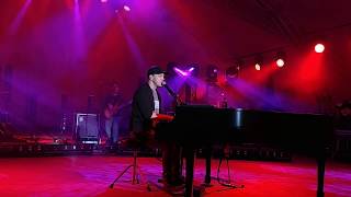 Gavin DeGraw cover of &quot;Take Me To The Pilot&quot;
