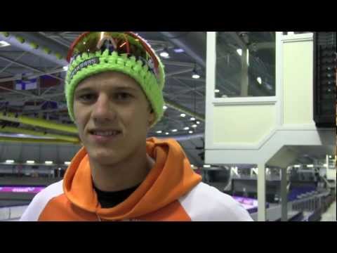 Gijs Roos - Sven Kramer op de 500 meter in Thialf.