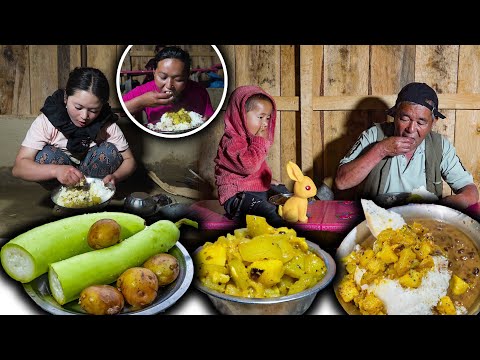 #LAUKA Gourd & Potatos mix Recipe || gourd vegetable recipe with Rice | New Nepali Village food Vlog