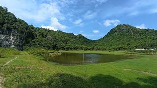 Một thung lũng đẹp tại Cát Bà