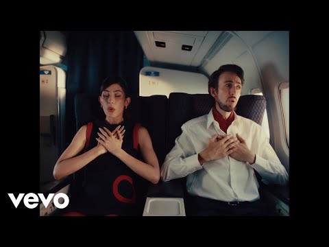 Esteman, Daniela Spalla - Aeropuerto