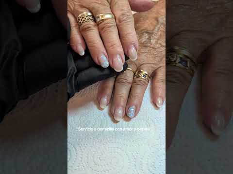 Refuerzo sobre Uña Natural en Villalbilla, Madrid 💅✨