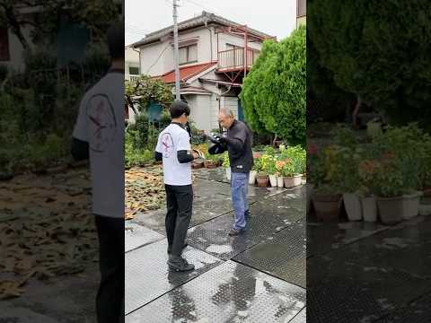 強いジャブは一足で飛び込む①
