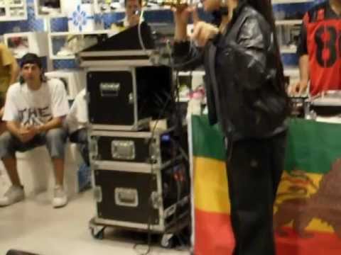 Alika - Dem Got No Love - Soundsystem en DOT - 16/12/2010