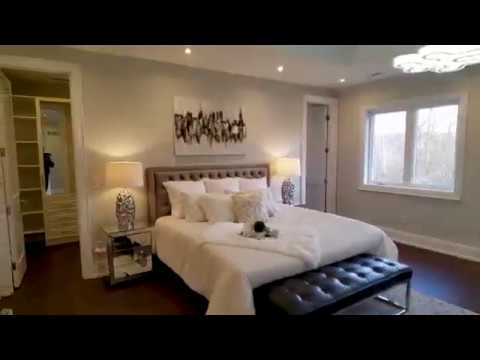 1969 Woodview Ave Showcase | Jamie Krob Real Estate