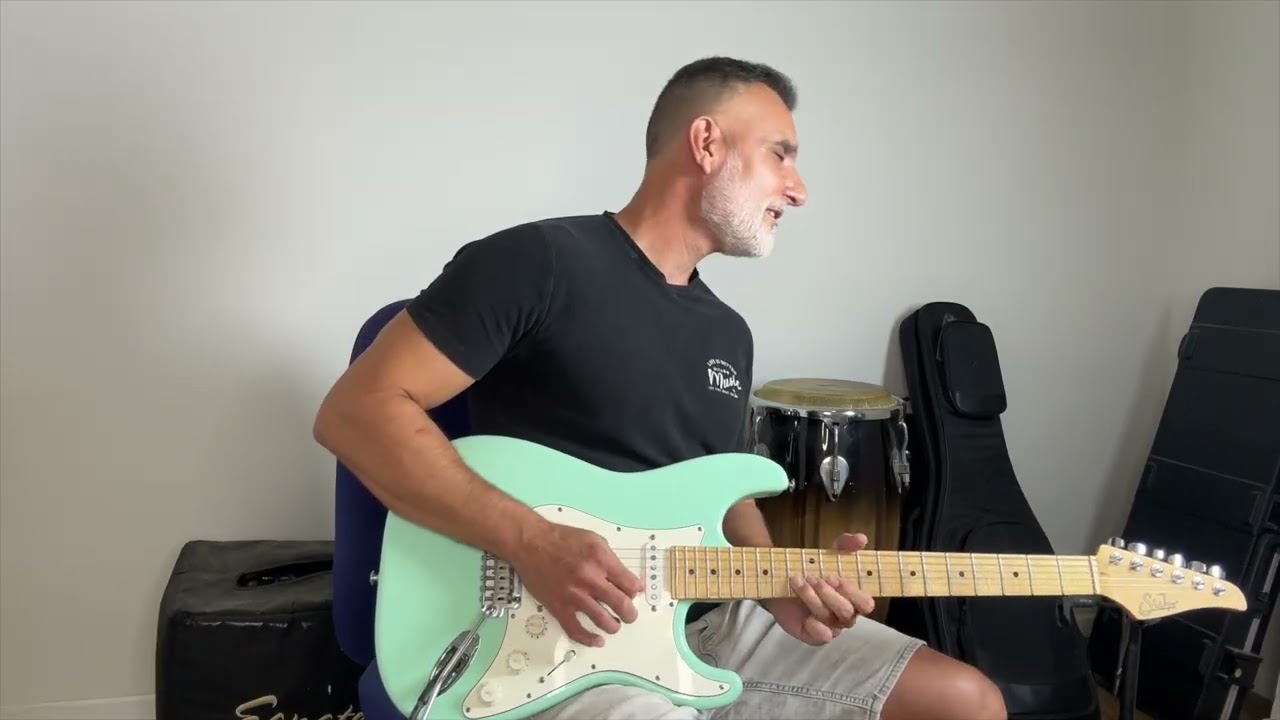 Blues Minor Full Performance