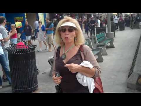 34 VENICE BEACH PARVIN B