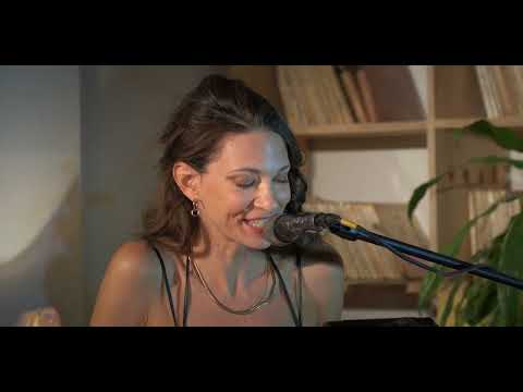 Kantautorski kutak_3.epizoda - Sara Renar