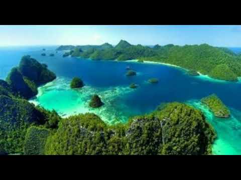 Vicky Salamor-Papua Surga Yang Tersembunyi