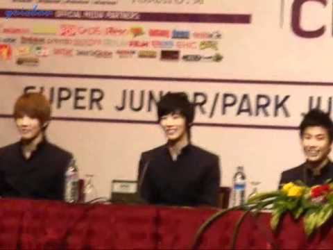 110603 X5 at PressCon 02.mp4