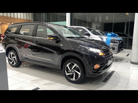 Toyota Rush GR 2023 Black Color - 7 Seats SUV [Interior and Exterior] In-depth walk around