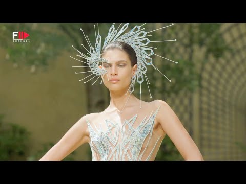 IRIS VAN HERPEN Fall 2023 Haute Couture Paris - Fashion Channel