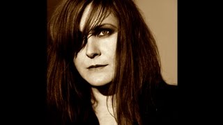 Alison Moyet. Invisible. TOTP.