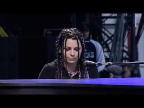 Evanescence - Bring Me To Life (Live @ Rock Am Ring 2004)