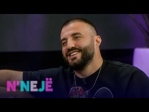 A e ngucin çikat në klub DJ PM?