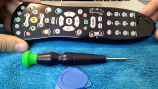 How to fix unresponsive Motorola MXv4 IR remote in a few minutes. Teardown video