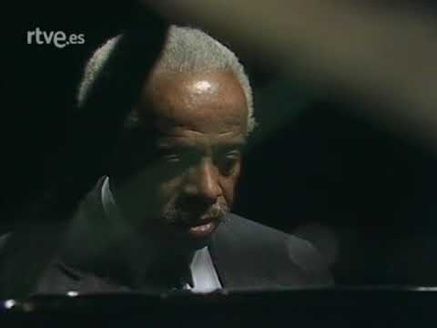 Tea For Two - Barry Harris Trio 1988