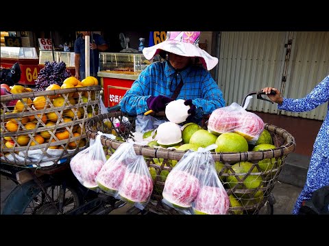 Asian Street Food In Phnom Penh Market - Daily Life In The Market