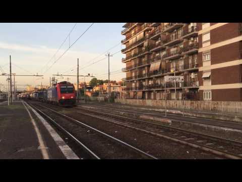 Partenza del Pomezia-Gallarate con E484