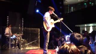 Apple - Joe Brooks live in Singapore