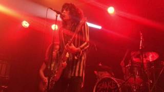 Tyler Bryant &amp; the Shakedown - Downtown tonight (live Paris 2016)